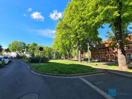 Direkte Umgebung - Wohnung mieten in Erfurt - Attraktive Terrassenwohnung für Singles oder Pendler!