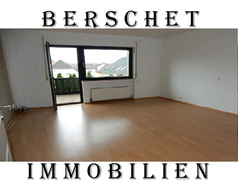  - Wohnung mieten in Mühlheim am Main - Große 4-Zimmerwohnung im 2-Familienhaus mit 2 Balkonen und Carport in Mühlheim/Lämmerspiel