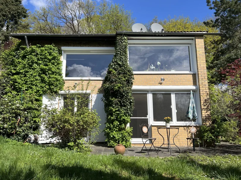 Blumenauer(c)- Titel - Haus kaufen in Bad Soden am Taunus - In privilegierter Lage mit Weitblick