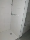 Dusche im Bad