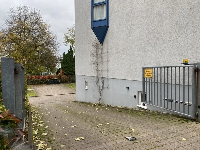 Einfahrt zum Hinterhof