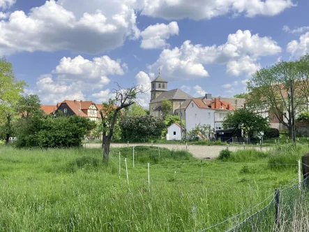 Alt-Oberzwehren - Grundstück kaufen in Kassel - Attraktives Grundstück in Oberzwehren inkl. Baugenehmigung + Statik für 6-Familienhaus