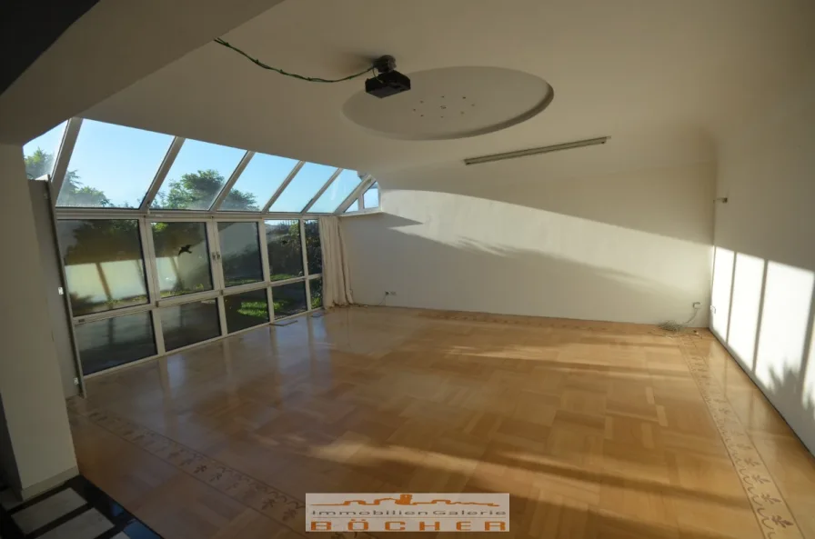 Wohnzimmer mit Wintergarten - Haus kaufen in Eichenzell - Traum-Haus (Wohnen & Gewerbe) Nähe Fulda - siehe 3D-Video!