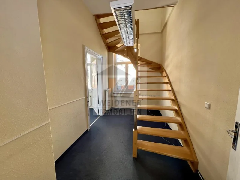 Büro/Treppe