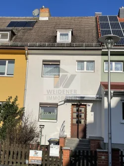 Ansicht  - Haus kaufen in Gera - Reihenmittelhaus in ansprechender Wohngegend von Gera-Heinrichsgrün 