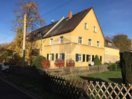 Ansicht - Haus mieten in Gera - EFH im modernisierten historischen 3-Seiten-Bauernhof nahe Gera