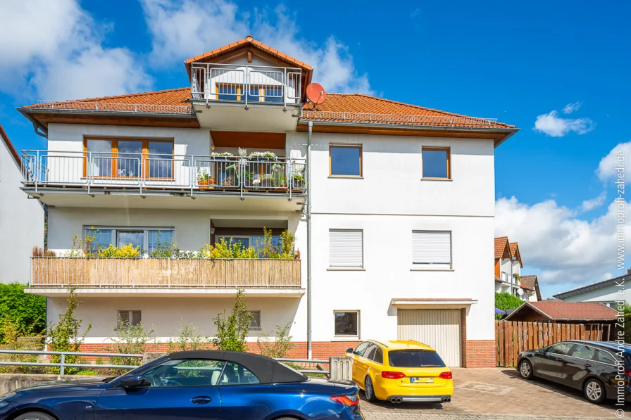 Hausansicht Südwest - Wohnung kaufen in Ober-Ramstadt - Gemütliche 4-Zimmer-ETW mit Loggia und Fernblick