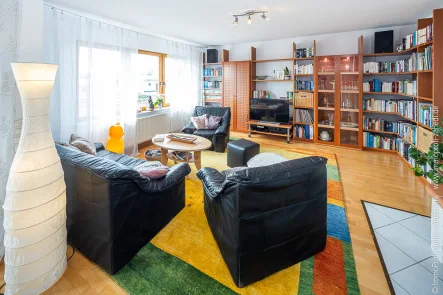 Wohnzimmer - Wohnung kaufen in Ober-Ramstadt - Gemütliche 4-Zimmer-ETW mit Loggia und Fernblick