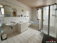 Badezimmer EG