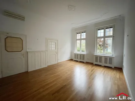 Zimmer 2 - Büro/Praxis mieten in Frankfurt - Altbau Büro-Etage im Westend/Nord mit Parkplatz 