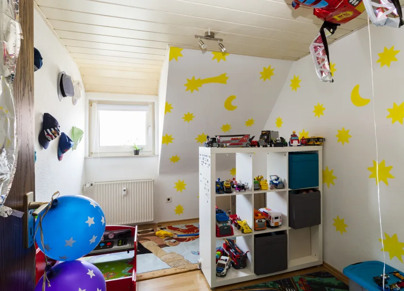 Haus 12 DG Kinderzimmer1