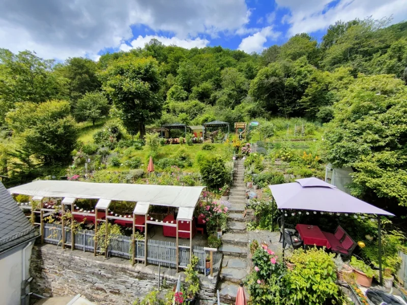 Garten nach Westen