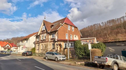 Ansicht - Haus kaufen in Wendehausen - Großes Mehrfamilienhaus in Wendehausen