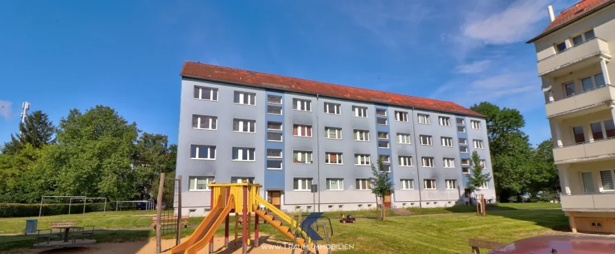 www.Traum.Immobilien - Wohnung mieten in Großengottern - helle 2 Zi.-Whg. mit Balkon im 1.OG in Großengottern