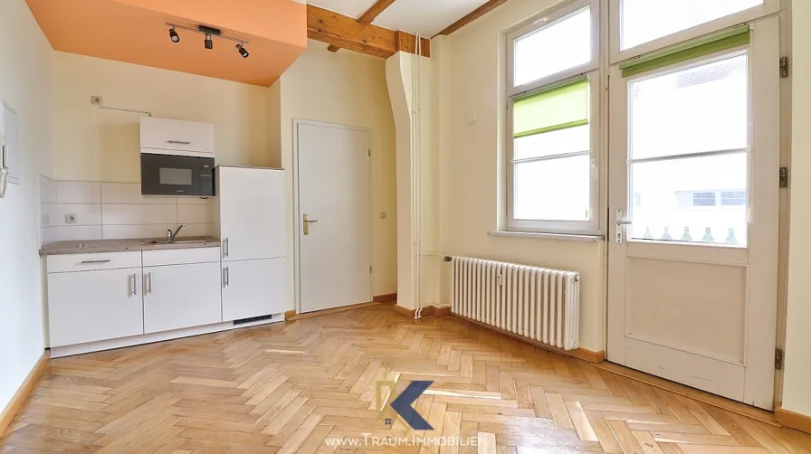 www.Traum.Immobilien - Wohnung mieten in Mühlhausen/Thüringen - Barrierefreie 1 Zi.-Whg. mit großem Balkon, EBK u. PKW-Stellplatz!