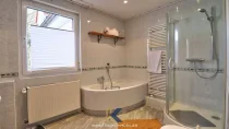 Badezimmer EG