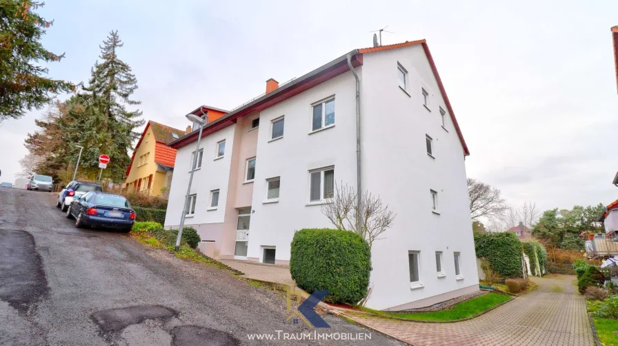 www.Traum.Immobilien - Wohnung mieten in Mühlhausen/Thüringen - 2 Zi.-Souterrain in ruhiger Lage mit Garage!