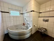 Badezimmer EG