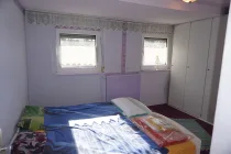 Schlafzimmer DG