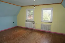 Großes Schlafzimmer DG