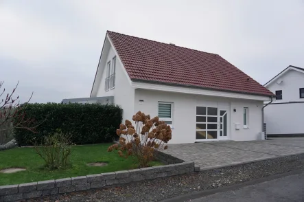 Ansicht - Haus kaufen in Guxhagen - Ein Haus, das keine Wünsche offen lässt. Keine Käuferprovision!