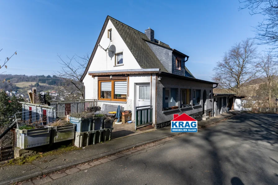 Außen - Haus kaufen in Steffenberg - ++ KRAG Immobilien ++ am 16.03.2024 um 10:00 Uhr Besichtigung ++ einfach so vorbeikommen ++