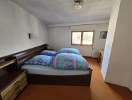 Schlafzimmer 2 OG