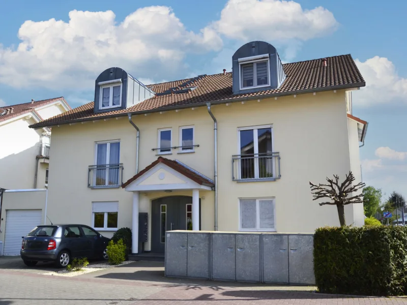 Herzlich Willkommen - Wohnung kaufen in Offenbach - Offenbach/Rumpenheim: "Premium Objekt" - Neuwertige 3 Zimmer-Wohnung in exklusiver Feldrandlage