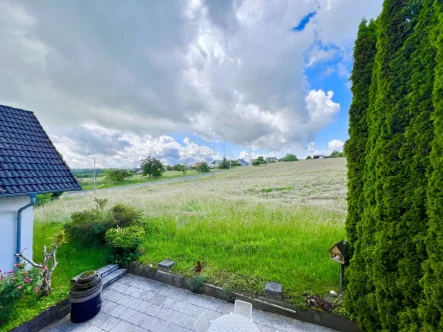 AUSSICHT OBERGESCHOSS - Haus kaufen in Meudt - **EINMALIGES INVESTMENT - 3 Familienhaus nebst Gewerbe und Verkaufs- Lagerfläche**