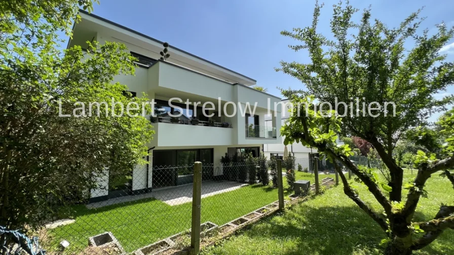 Außenansicht Gartenbereich - Wohnung kaufen in Wiesbaden - Erstbezug, Smart Home, 4 ZKB-Terrassen-ETW/ Garten in bevorzugter Wiesbadener Wohnlage mit TG-Platz