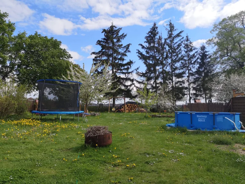 Erholung? Möglich. - Haus kaufen in Drei Gleichen (Grabsleben) - Modernisiertes Haus mit Historie, Garten und viel Platz! Mit "Hobby-Schrauber"-Scheune!