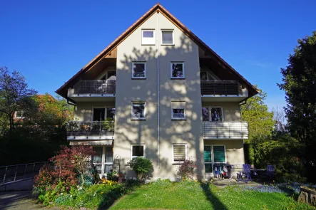 Ostansicht - Wohnung kaufen in Weimar - Vermietete 1- Raumwohnung mit Balkon und TG-Stellplatz zur Kapitalanlage