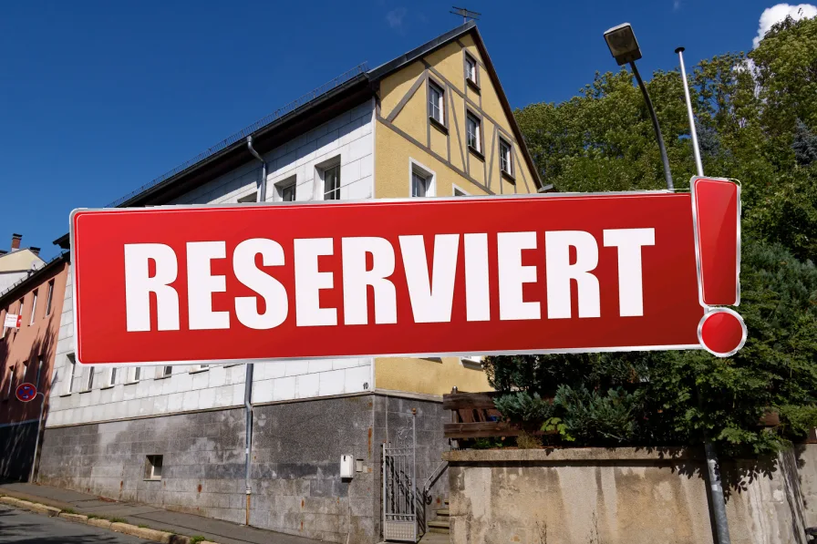 reserviert - Zinshaus/Renditeobjekt kaufen in Greiz - Zweifamilienhaus mit Garten, Terrasse, Balkon und Garagen in Zentrumsnähe