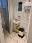 Herren - WC m. sep. Vorraum