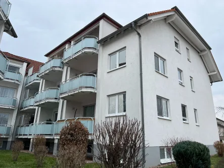 Außenansicht - Wohnung kaufen in Gründau - Sehr gepflegte und vermietete 2-Zimmer-Eigentumswohnung mit Balkon