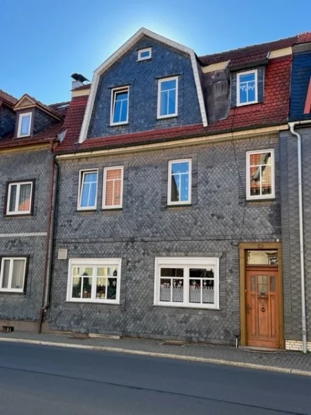 15123-kurz - Haus kaufen in Ilmenau - Einfamilienreihenhaus in Gehren