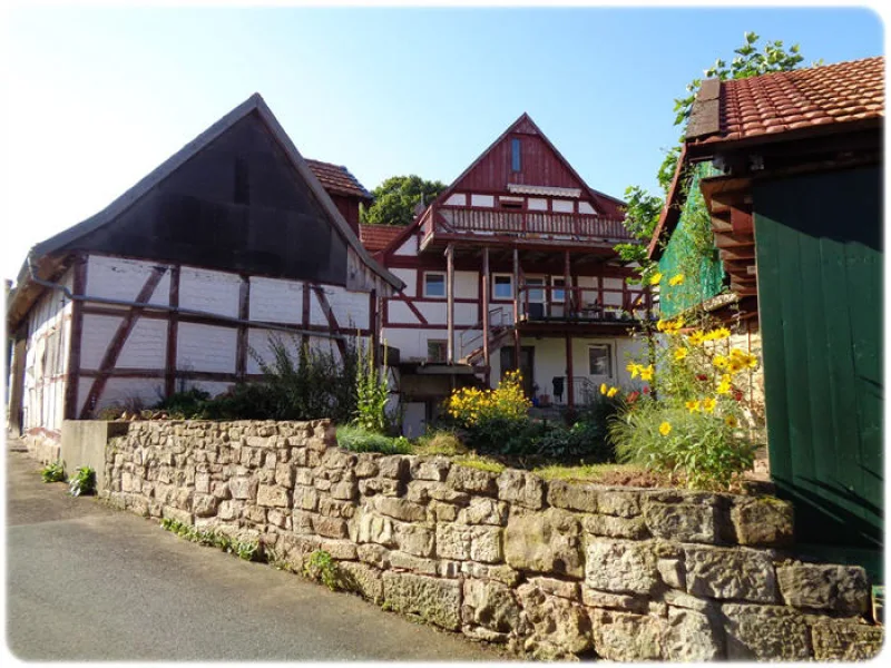 Bild1 - Haus kaufen in Korbach - RESERVIERT - Hier können Sie Ihre Wünsche verwirklichen - Fachwerkhaus mit Scheune und Carport!