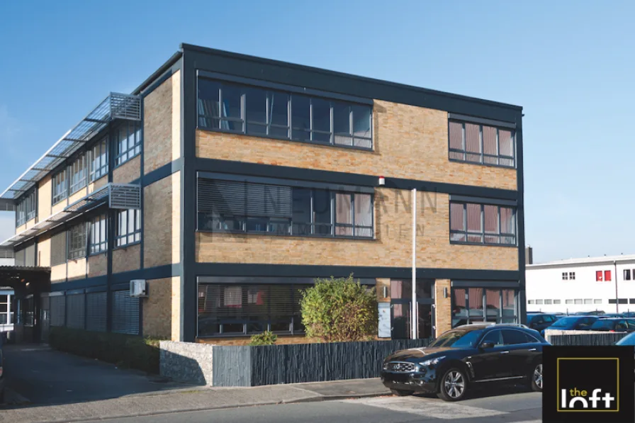 Außenansicht - Haus kaufen in Dreieich - Modernes Bürogebäude in Dreieich-Sprendlingen