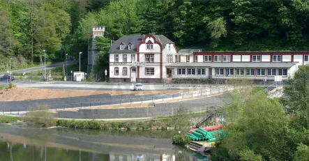 Frontbild - Gastgewerbe/Hotel kaufen in Weilburg - Historisches Hotel & Restaurant mit 20 Zimmer zentral gelegen - direkt an der Lahn, mit möglichen Erweiterungs- und Optimierungsoptionen