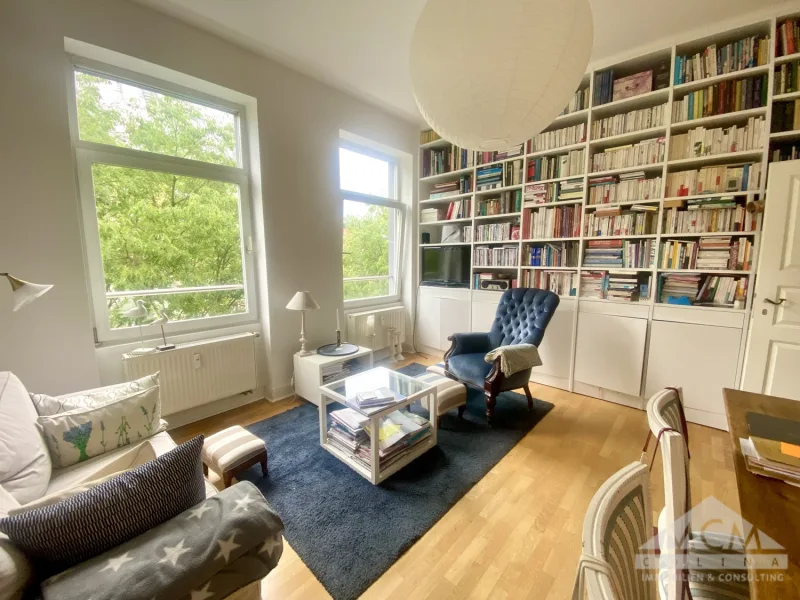 WZ Bücherregal - Wohnung kaufen in Frankfurt - #VERMITTELT# NORDEND-WEST - Modernisierte und top geschnittene Wohnung im gepflegten Altbau mit Lift