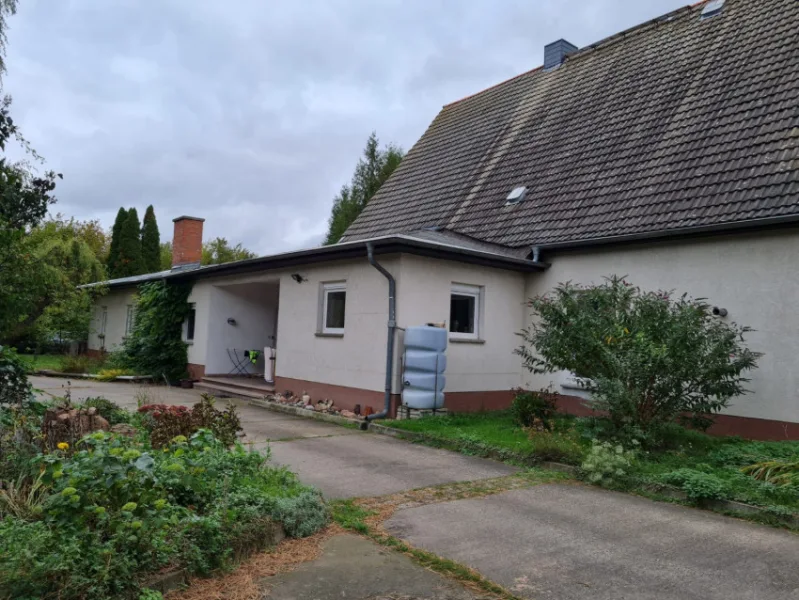  - Haus kaufen in Wieskau - Idyllisch gelegenes Landhaus mitten in der Natur!