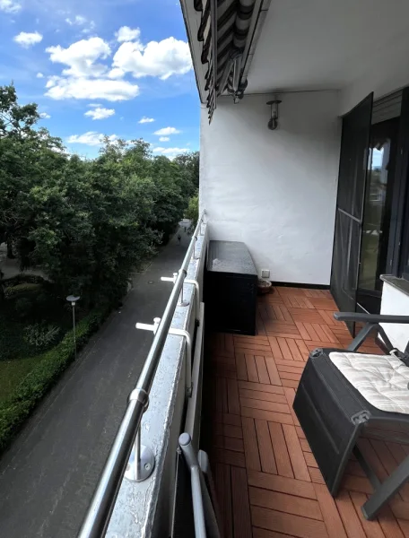 Balkon - Wohnung kaufen in Mainz - BEZUGSFERTIG!: Mainz-Gonsenheim! Moderne 3-ZKB-Wohnung mit Tiefgarage & Balkon!