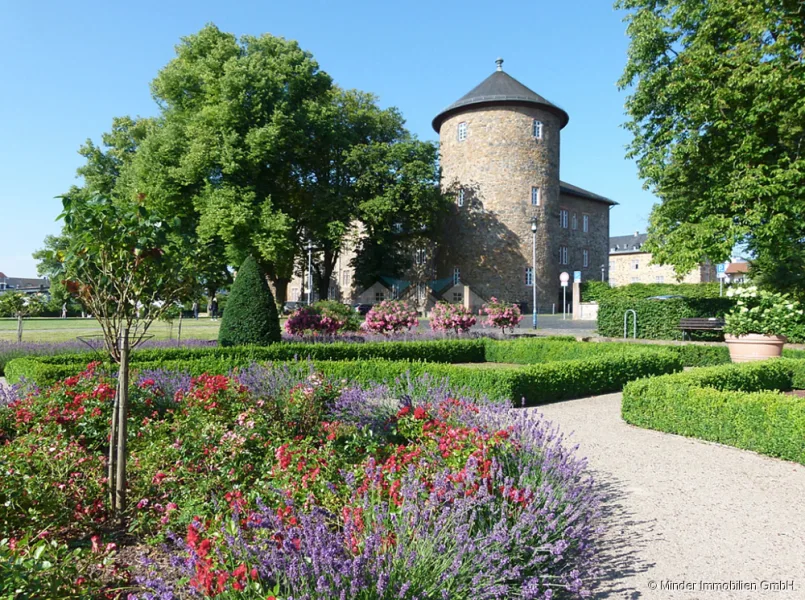 Landgrafenschloss mit Lustgarten Butzbach