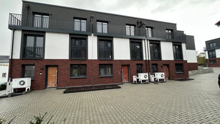 DKNE3247 - Haus kaufen in Gießen - Top-Neubau, in guter Lage von Gießen Kleinlinden!