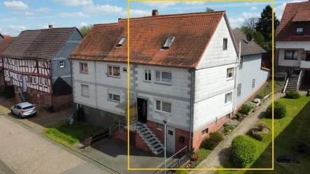 Blick auf das Haus - Haus kaufen in Rauschenberg - DAS ENSEMBLE MIT GARTEN FÜR IHRE FAMILIE! KEINE KÄUFERPROVISION!