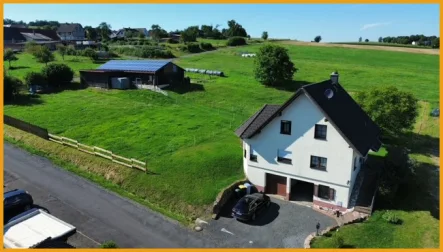 Vorderansicht - Haus kaufen in Schrecksbach / Holzburg - IDEAL FÜR PFERDEFREUNDE!KEINE KÄUFERPROVISION!