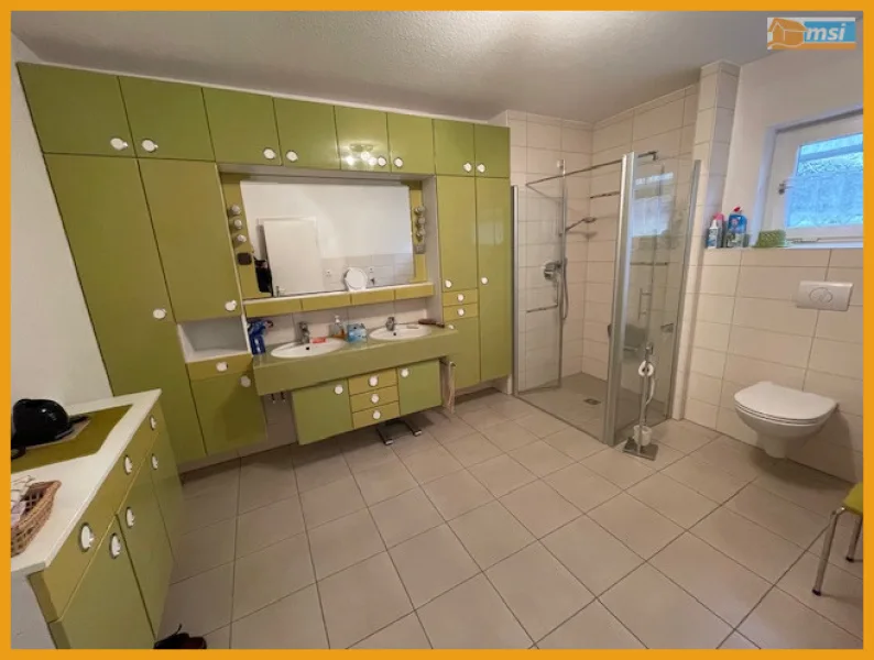 Badezimmer EG