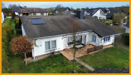 Terrassenansicht - Haus kaufen in Schwalmstadt/Ziegenhain - ALLES AUF EINER EBENE!KEINE KÄUFERPROVISION!