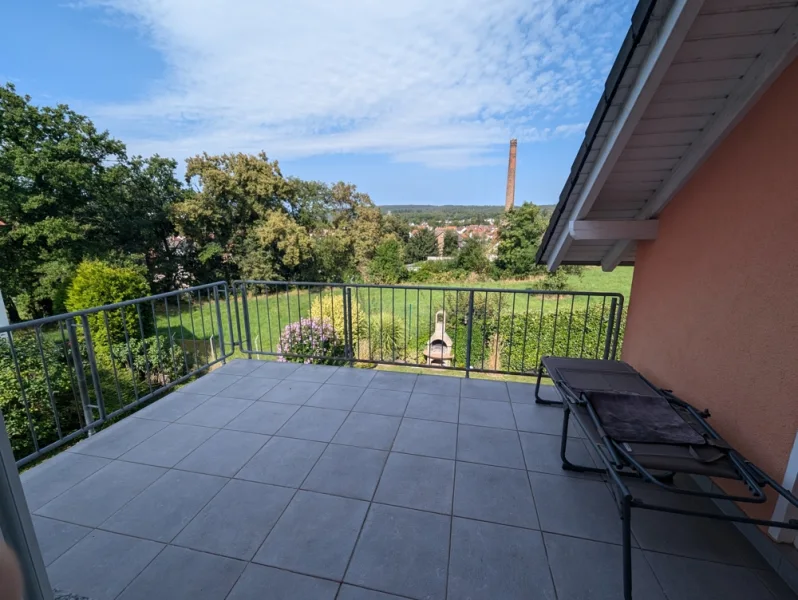 Balkon erreichbar über Bad und Schlafzimmer 1.OG