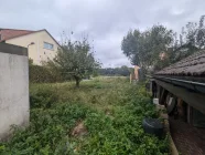 Blick auf das Grundstück vom Garagenbauplatz